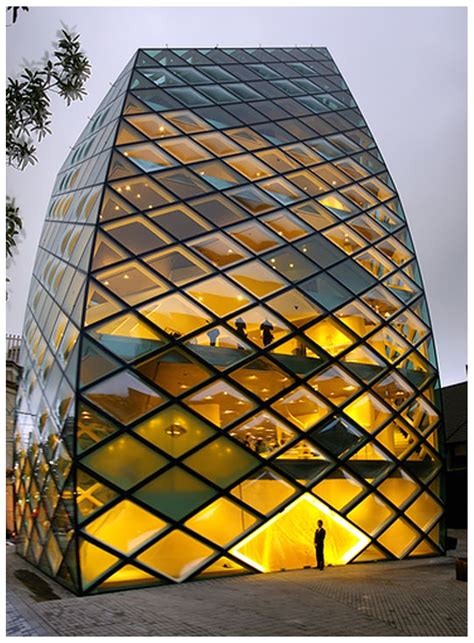 prada aoyama epicenter facade detail
